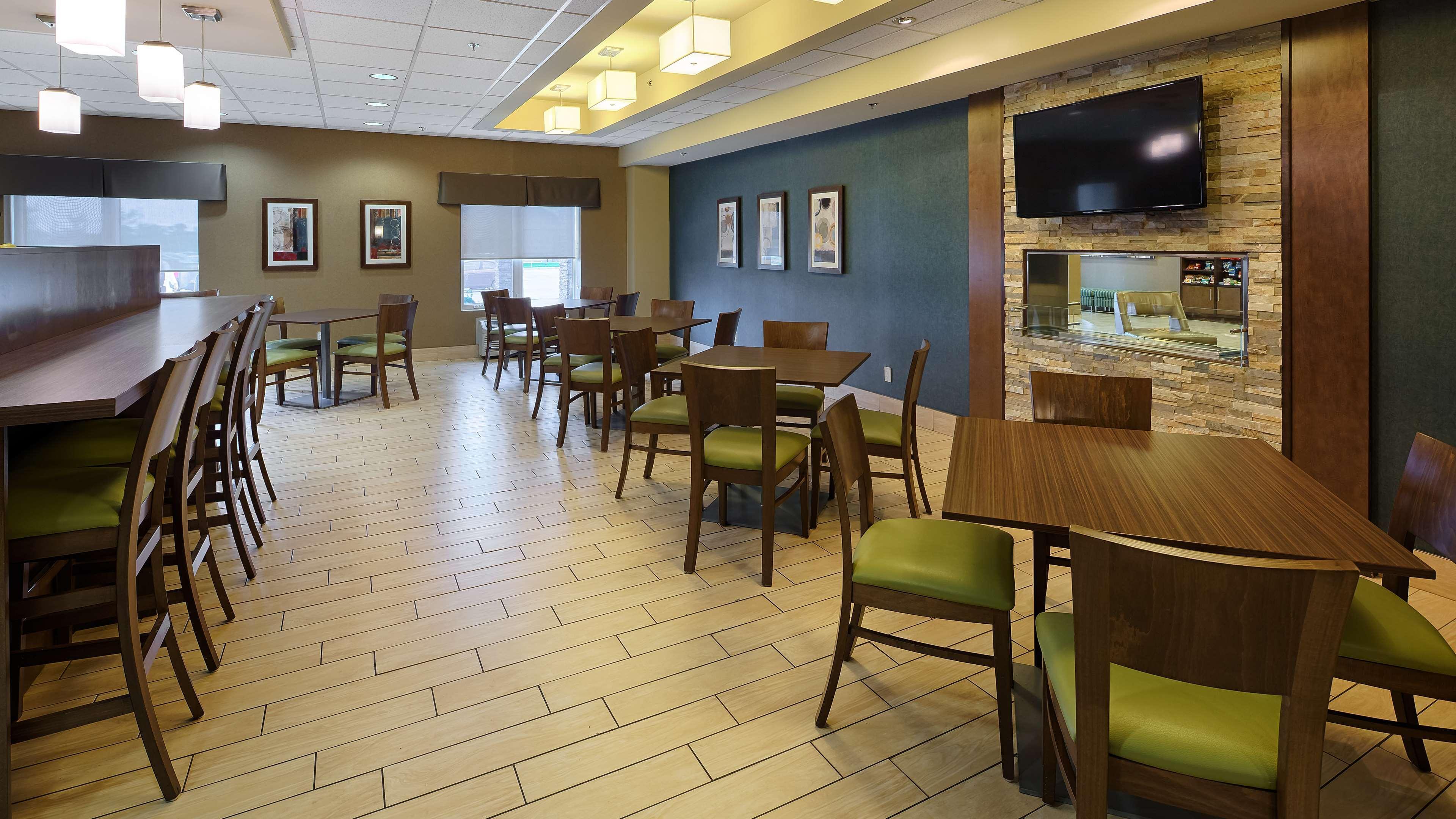 Best Western Plus Winnipeg West Headingley Exteriér fotografie
